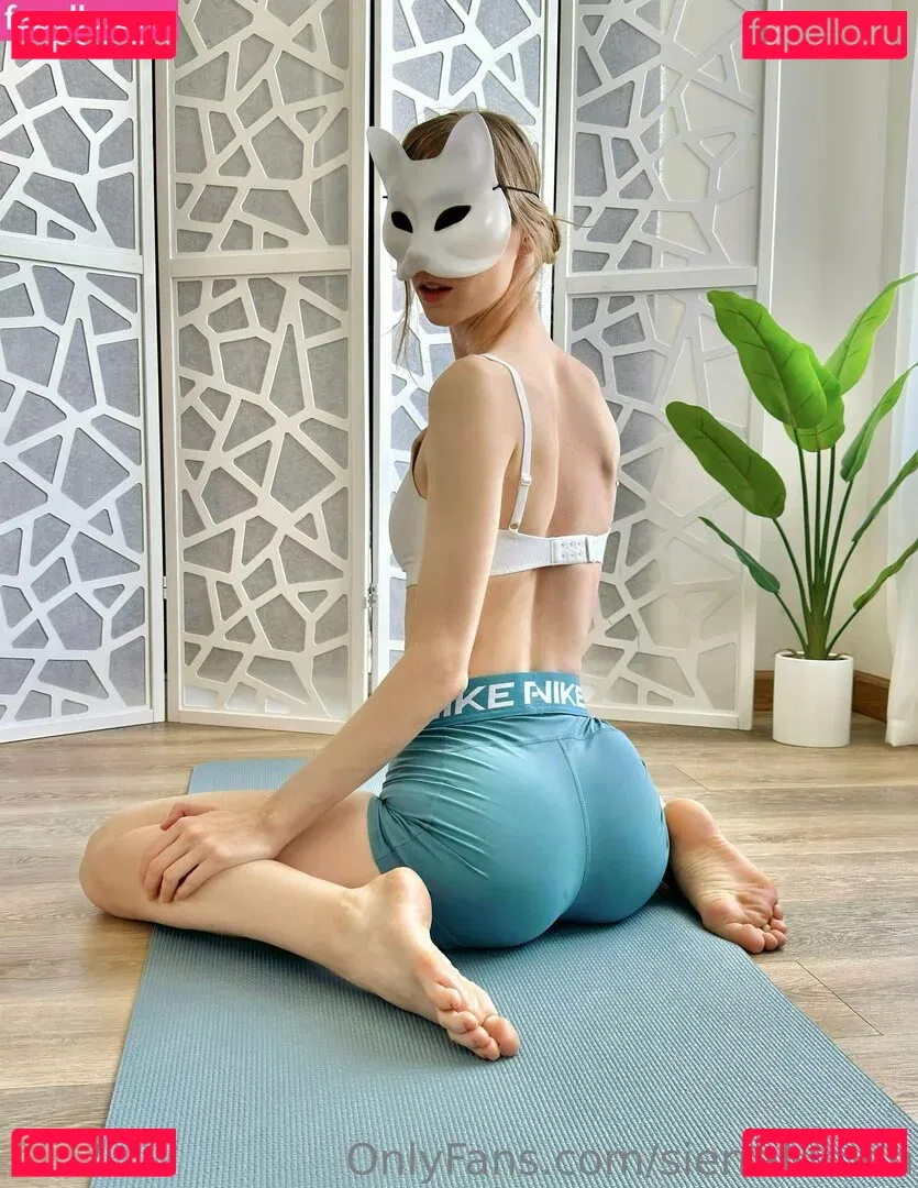 sierralumen Onlyfans Photo Gallery 