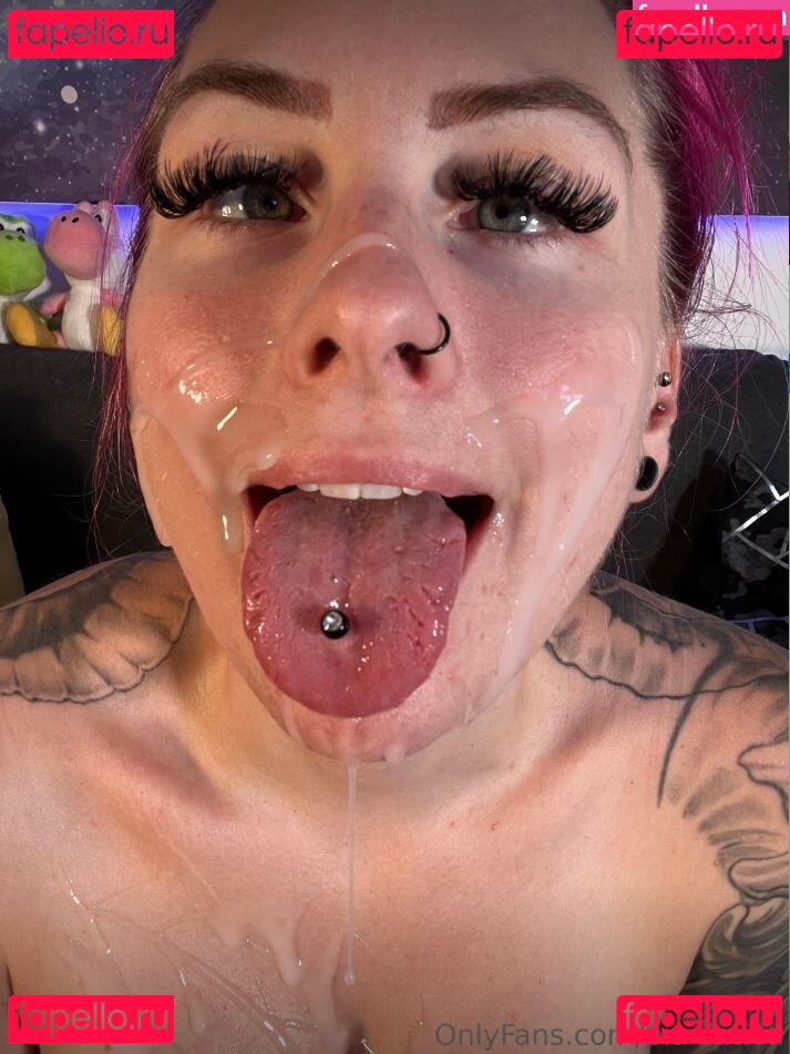 Pia-Sativa Nude Onlyfans Photo 6