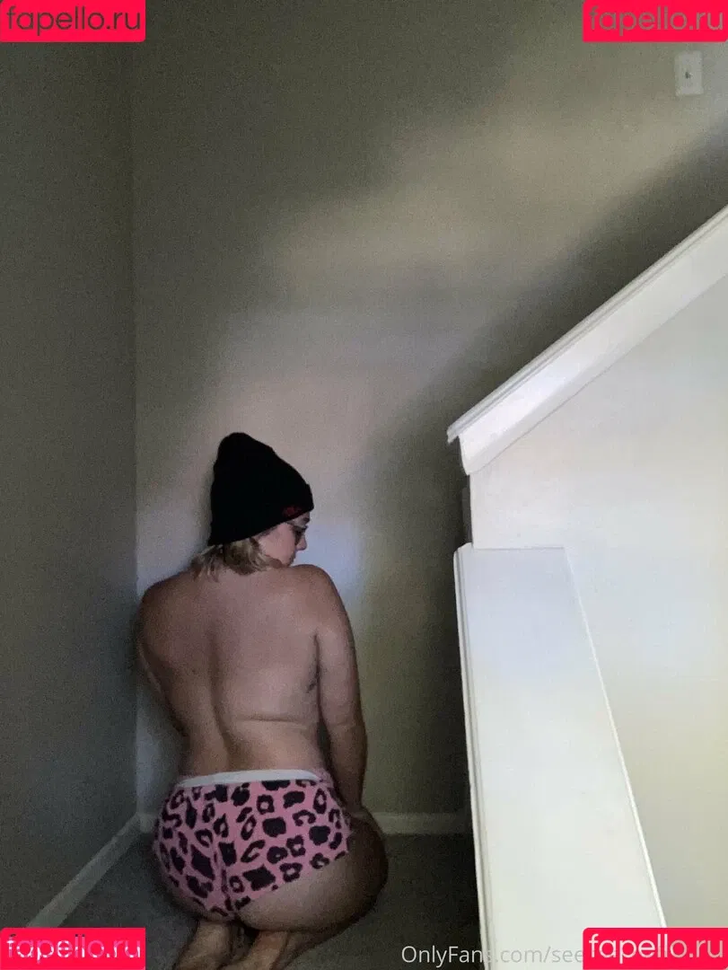 seeceeceefreebie Onlyfans Photo Gallery 