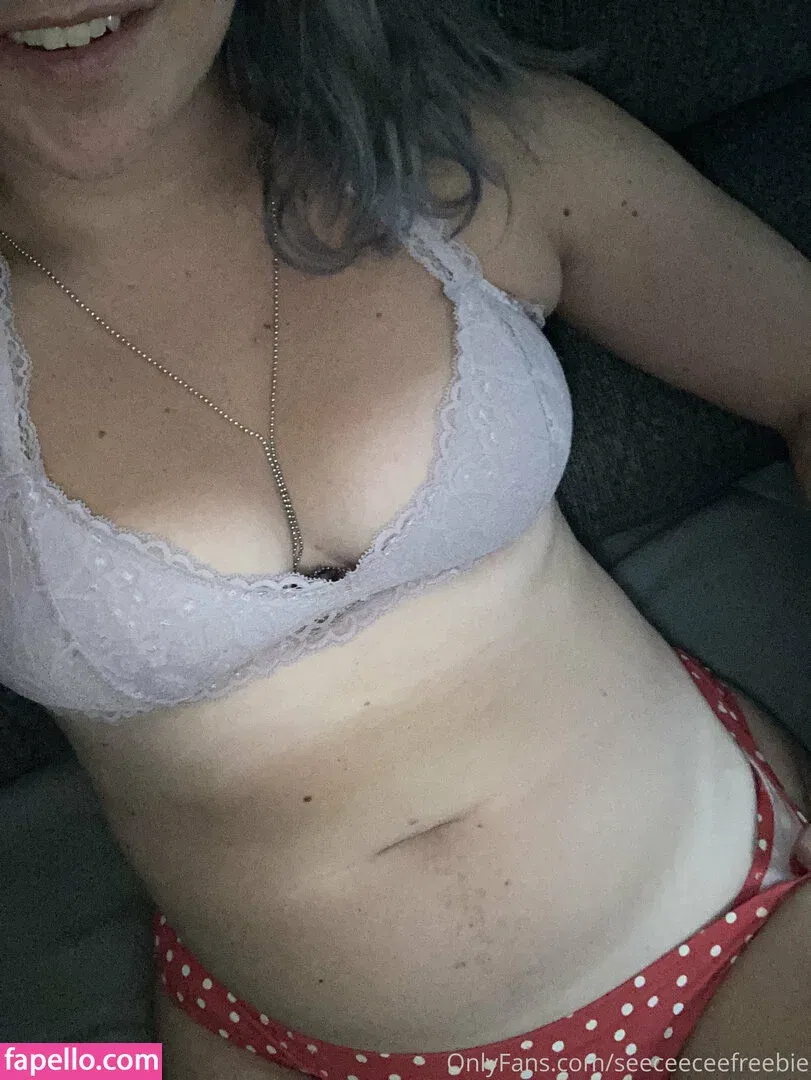 seeceeceefreebie Onlyfans Photo Gallery 