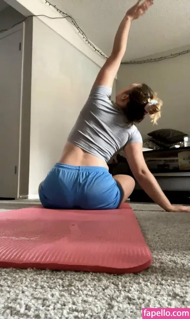 seeceeceefreebie Onlyfans Photo Gallery 