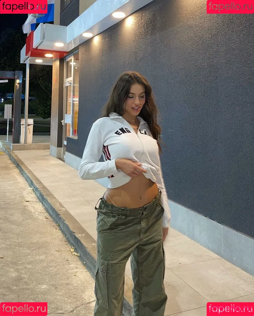 Anna Estrella Onlyfans Photo Gallery 