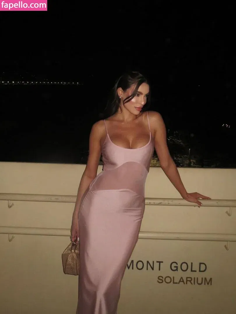 Anna Estrella Onlyfans Photo Gallery 