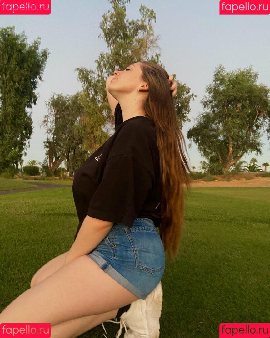 Lily Patrick Onlyfans Photo Gallery 