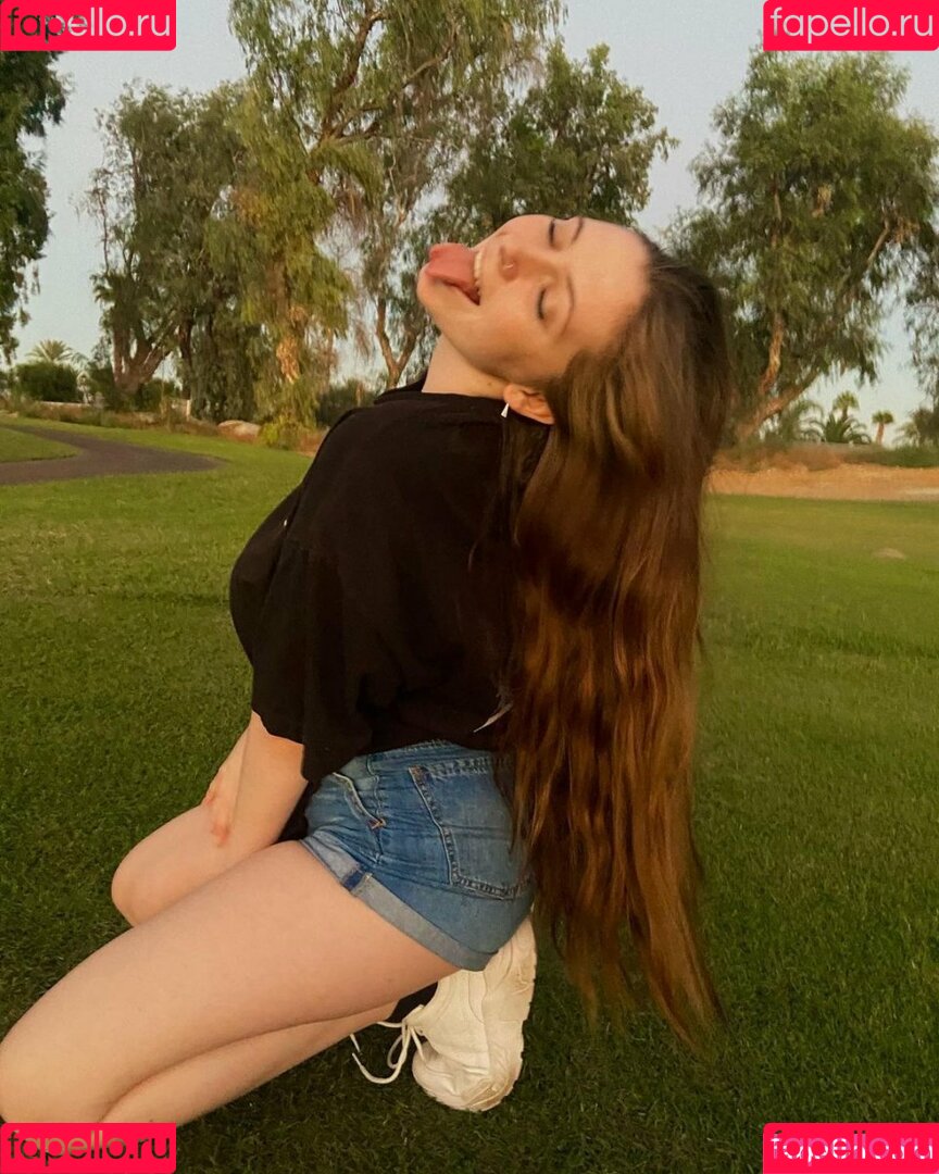 Lily Patrick Onlyfans Photo Gallery 