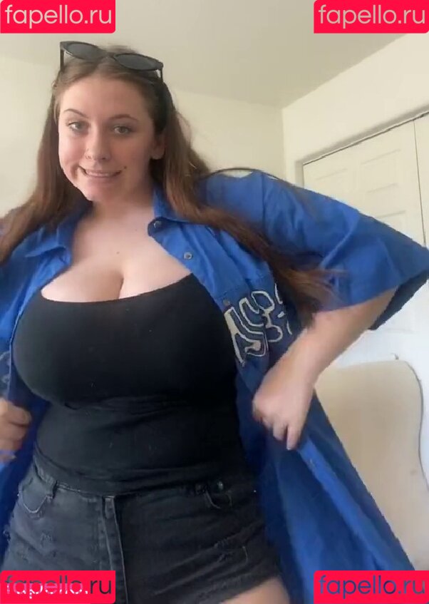 Lily Patrick Onlyfans Photo Gallery 