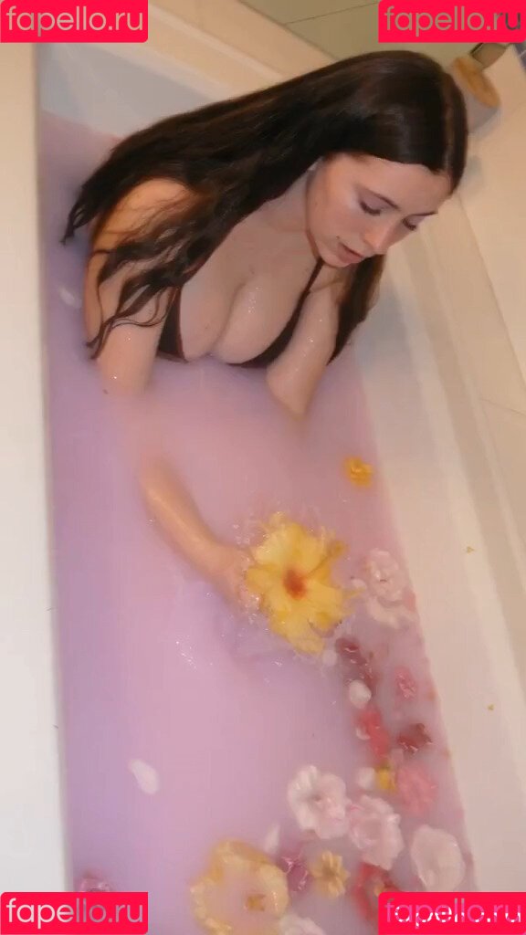 Lily Patrick Onlyfans Photo Gallery 