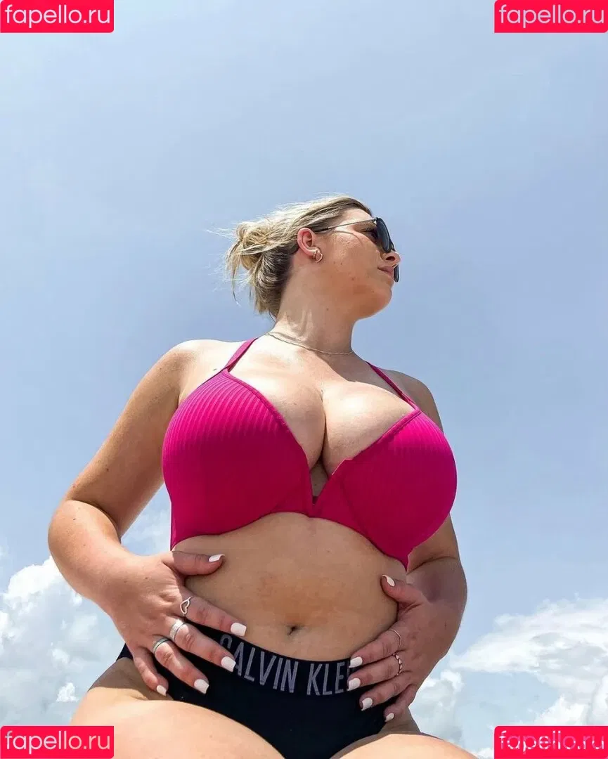 Sierra Bellingar Onlyfans Photo Gallery 