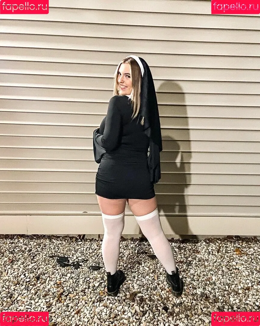 Sierra Bellingar Onlyfans Photo Gallery 