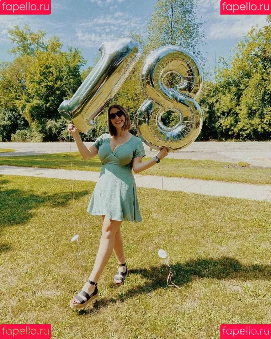 Sierra Bellingar Onlyfans Photo Gallery 