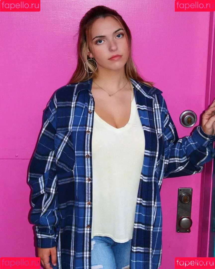 Sierra Bellingar Onlyfans Photo Gallery 