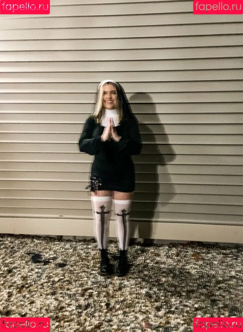 Sierra Bellingar Onlyfans Photo Gallery 