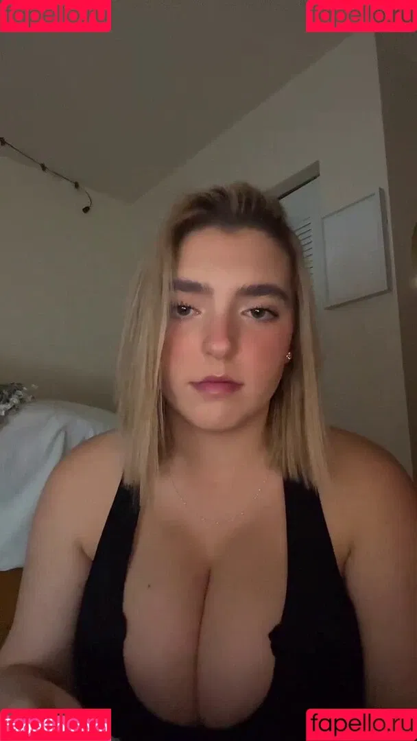 Sierra Bellingar Onlyfans Photo Gallery 