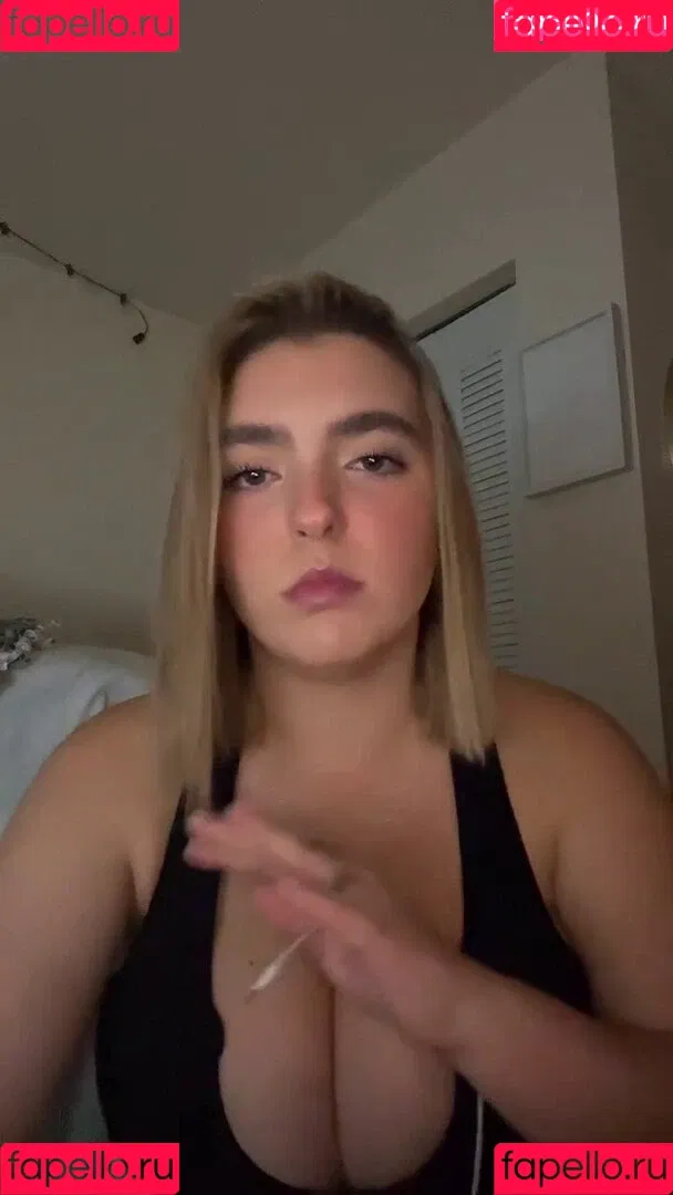 Sierra Bellingar Onlyfans Photo Gallery 