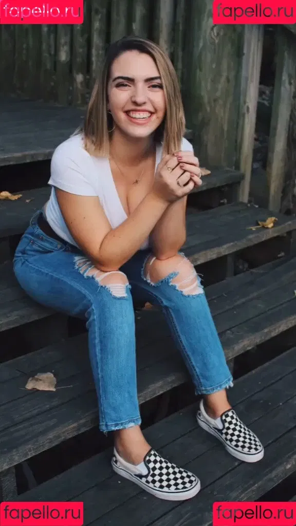 Sierra Bellingar Onlyfans Photo Gallery 