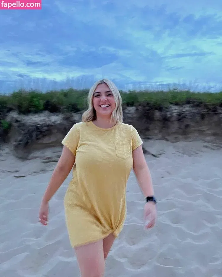 Sierra Bellingar Onlyfans Photo Gallery 