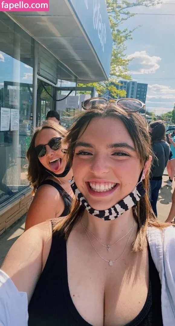 Sierra Bellingar Onlyfans Photo Gallery 