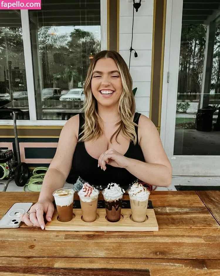 Sierra Bellingar Onlyfans Photo Gallery 