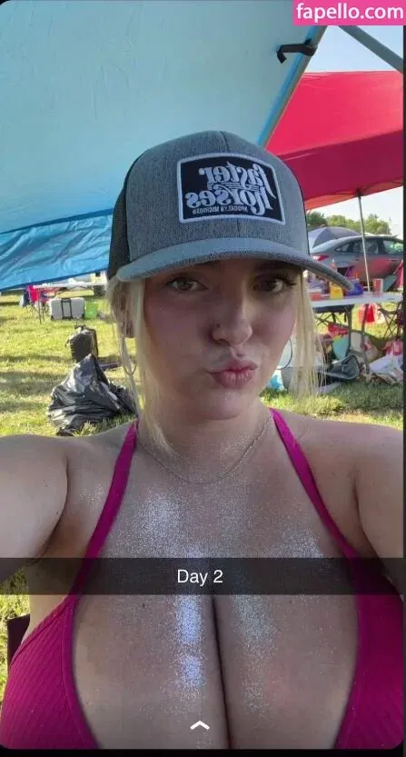 Sierra Bellingar Onlyfans Photo Gallery 