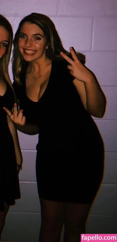 Sierra Bellingar Onlyfans Photo Gallery 