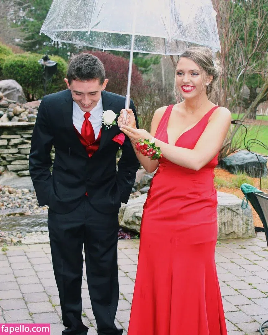 Sierra Bellingar Onlyfans Photo Gallery 