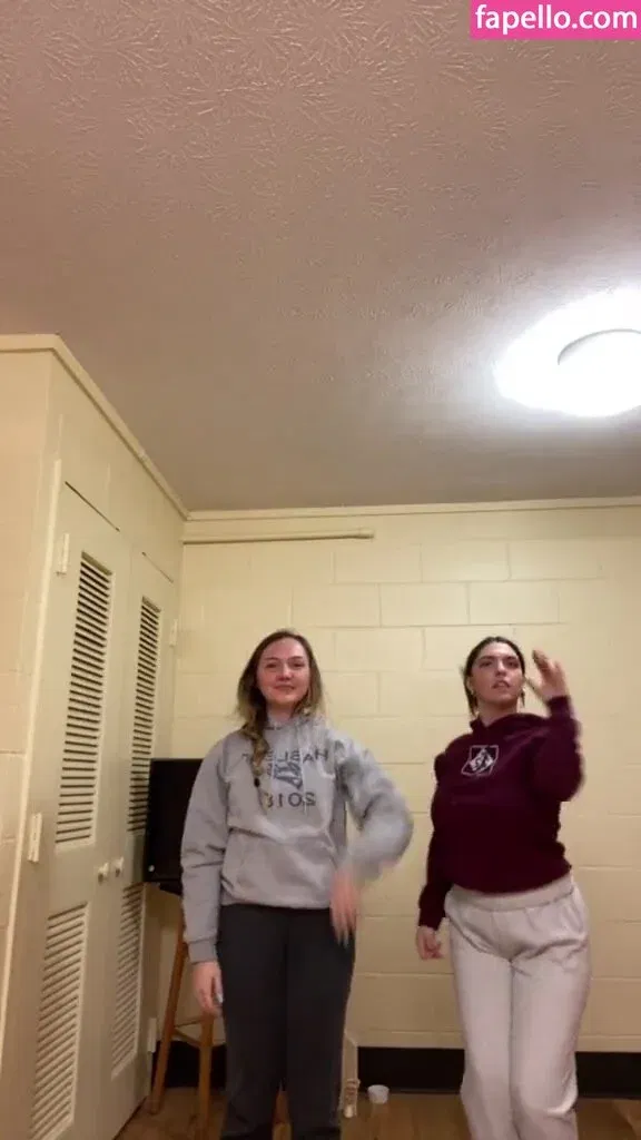 Sierra Bellingar Onlyfans Photo Gallery 