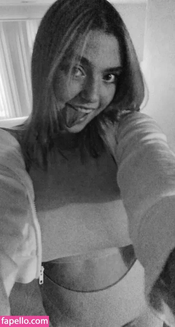 Sierra Bellingar Onlyfans Photo Gallery 