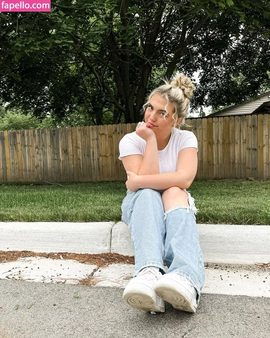 Sierra Bellingar Onlyfans Photo Gallery 