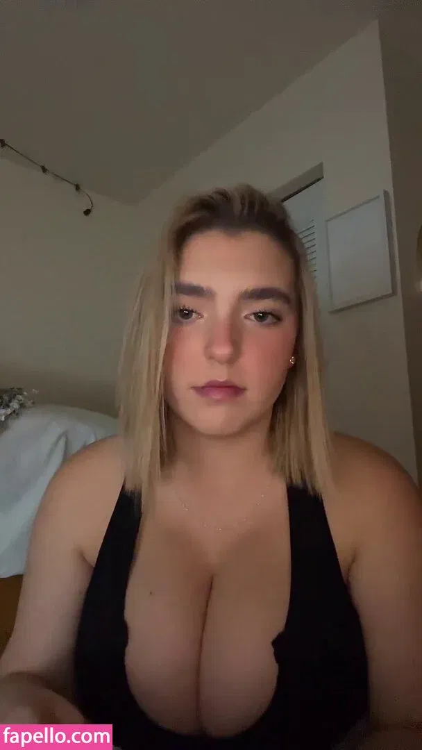 Sierra Bellingar Onlyfans Photo Gallery 