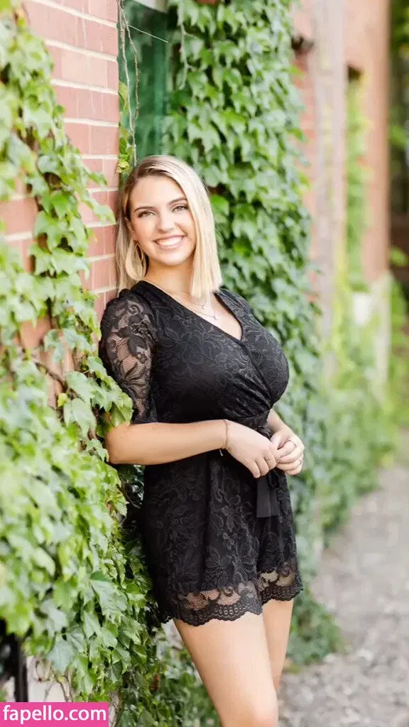 Sierra Bellingar Onlyfans Photo Gallery 