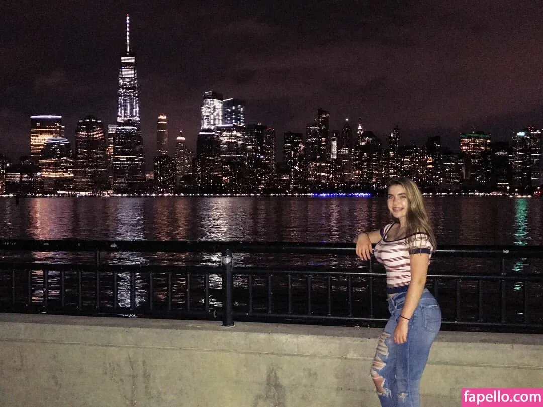 Sierra Bellingar Onlyfans Photo Gallery 