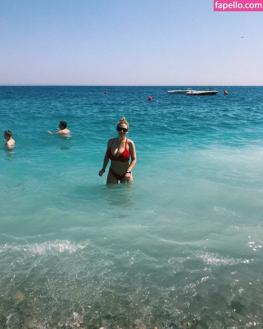 Sierra Bellingar Onlyfans Photo Gallery 