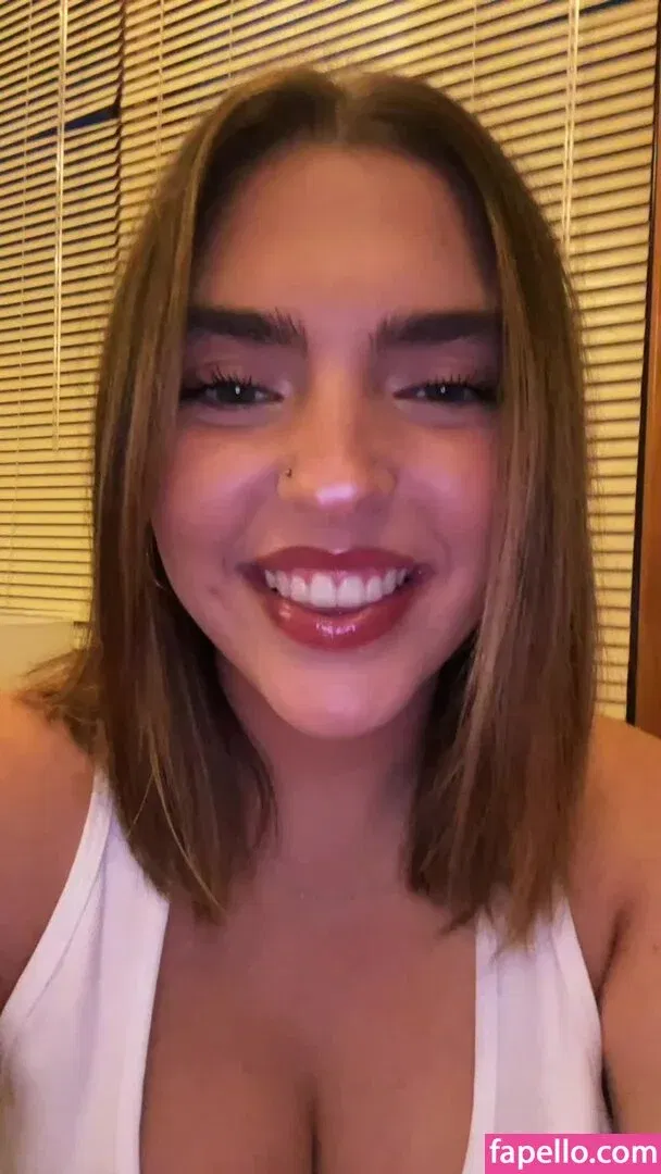 Sierra Bellingar Onlyfans Photo Gallery 