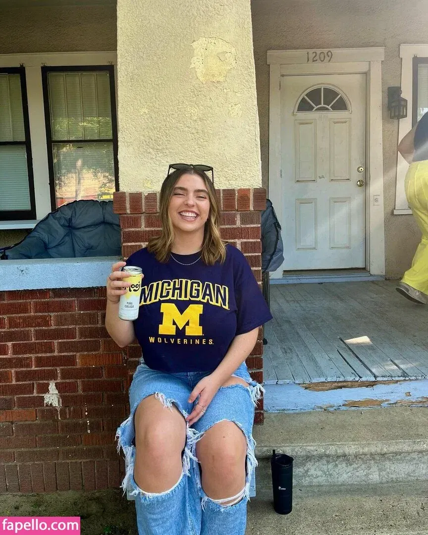 Sierra Bellingar Onlyfans Photo Gallery 