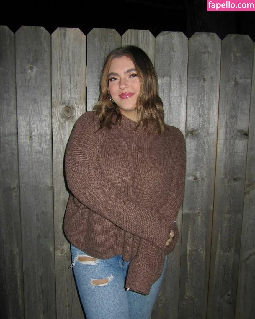 Sierra Bellingar Onlyfans Photo Gallery 