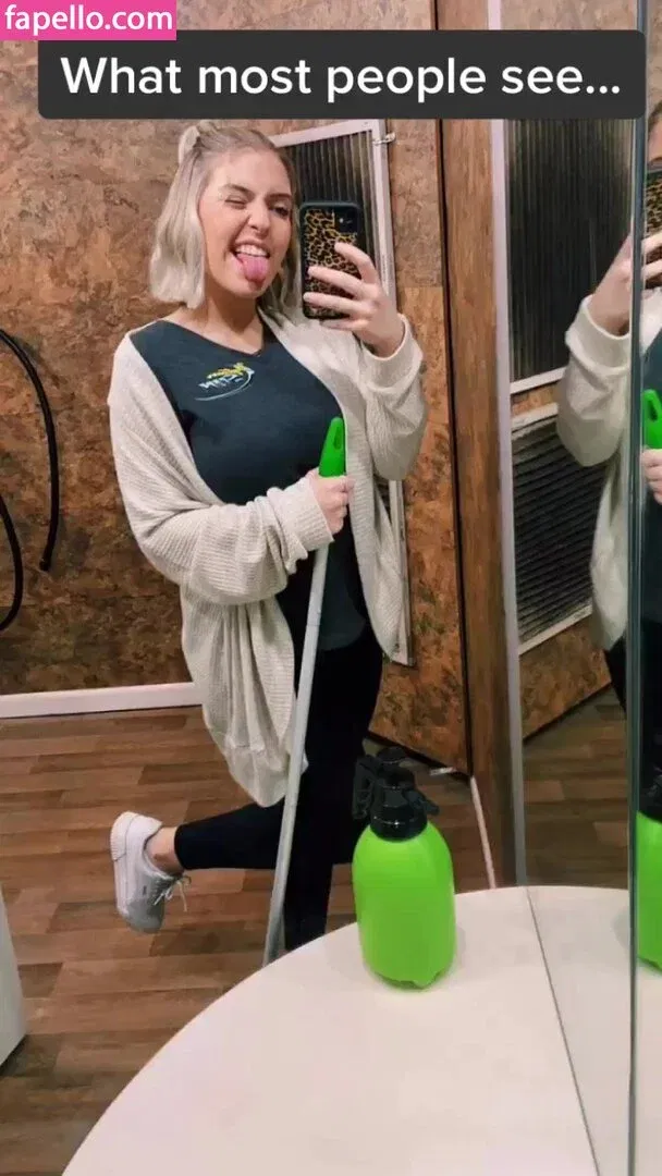 Sierra Bellingar Onlyfans Photo Gallery 