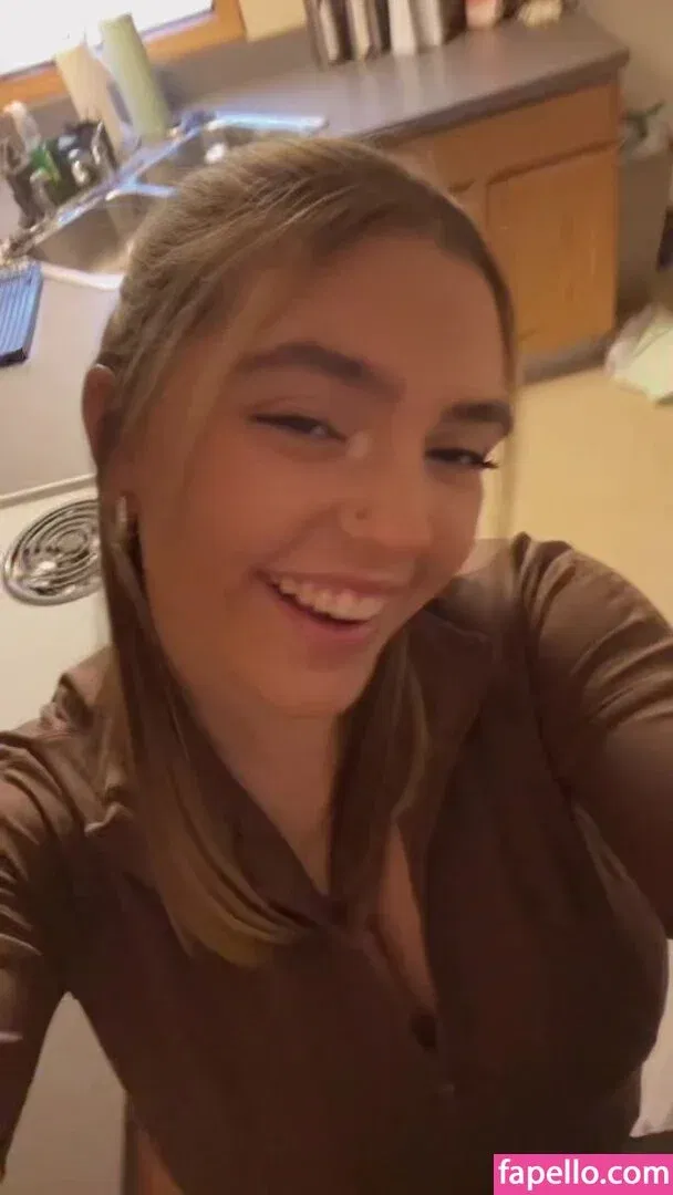 Sierra Bellingar Onlyfans Photo Gallery 