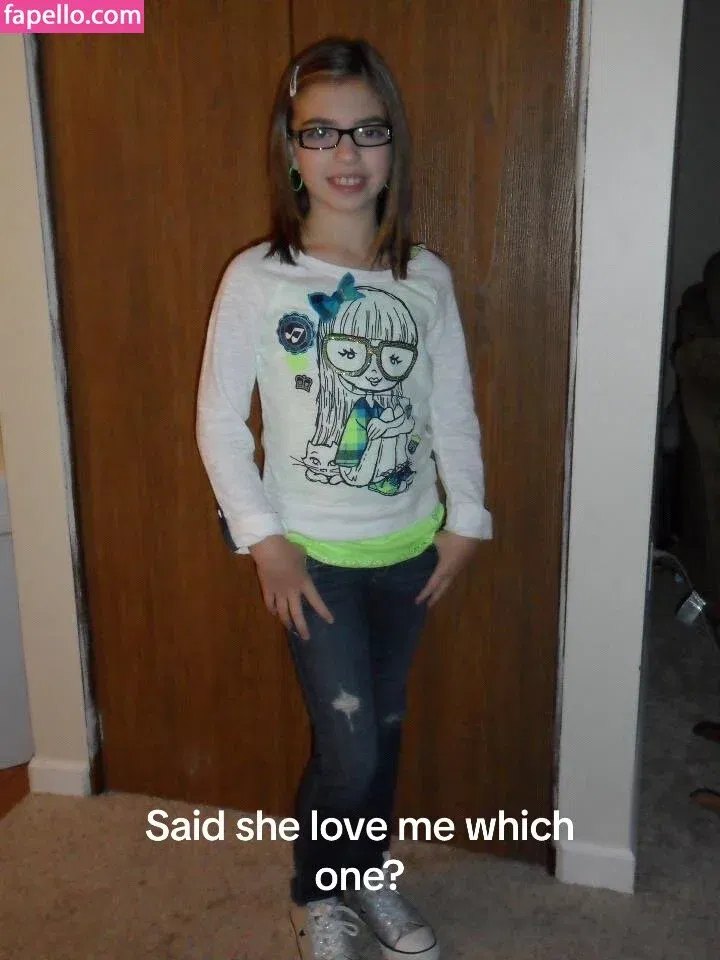 Sierra Bellingar Onlyfans Photo Gallery 