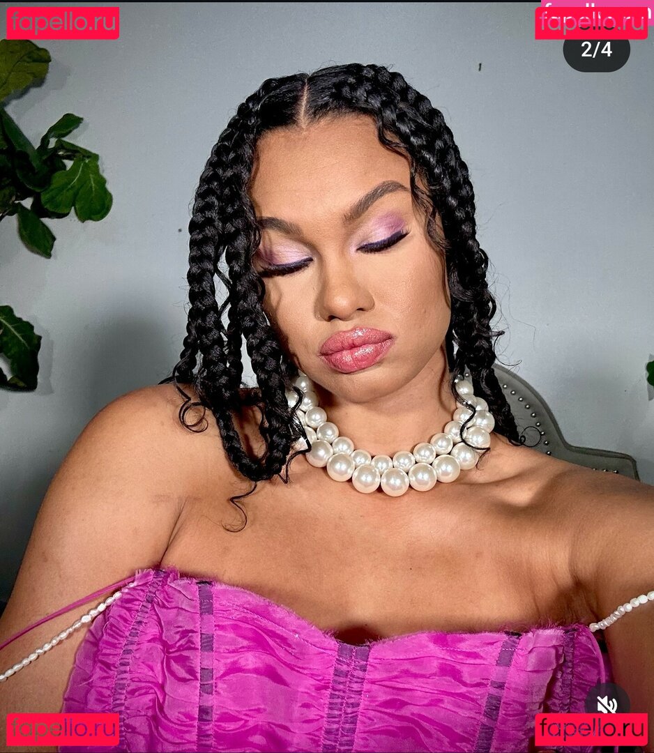 Satou Sabally Nude Onlyfans Photo 30