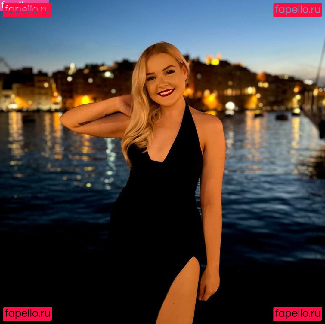 EllaDoesFX Nude Onlyfans Photo 14