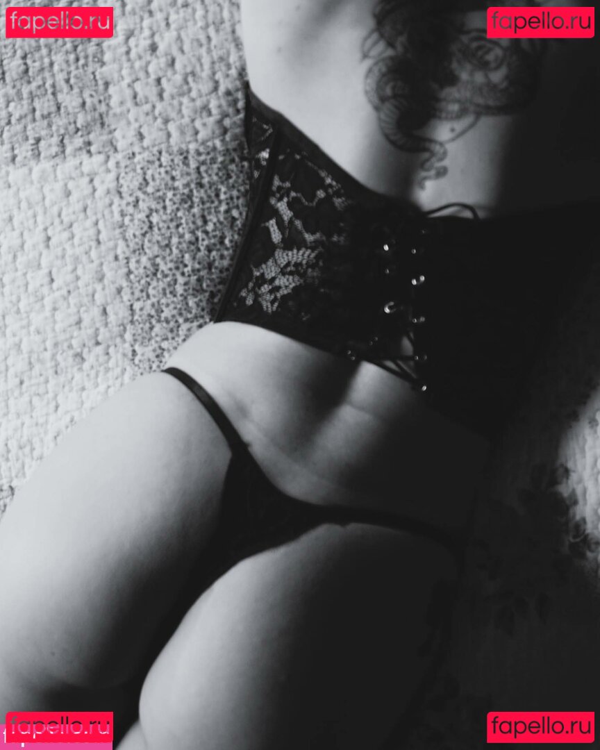Clara Novais Nude Onlyfans Photo 13