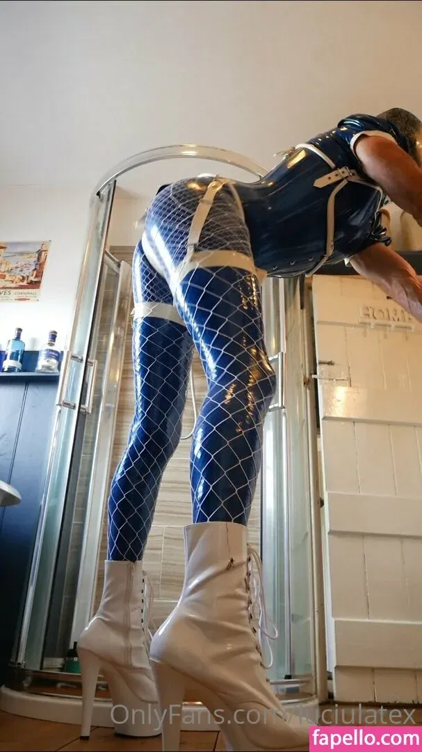 luciulatex Onlyfans Photo Gallery 