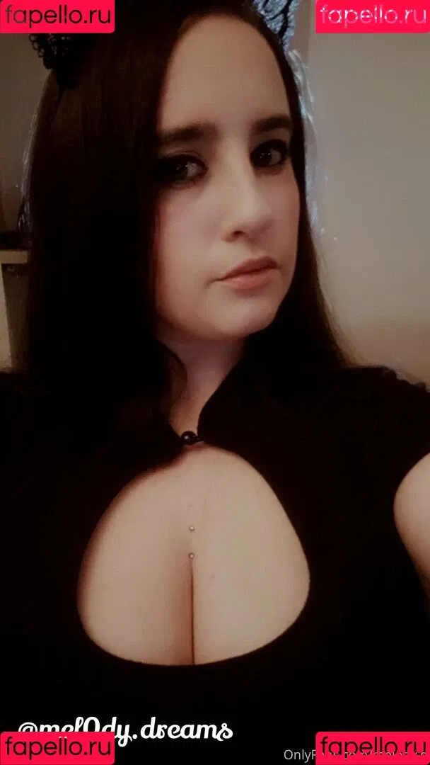 melody.tmw Onlyfans Photo Gallery 