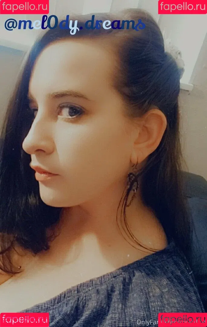 melody.tmw Onlyfans Photo Gallery 