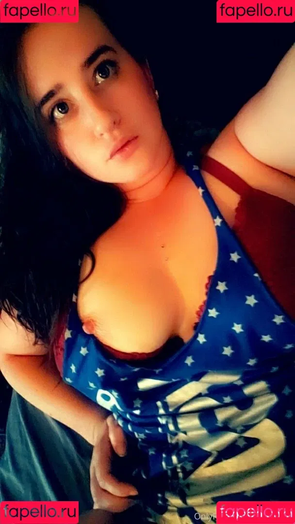 melody.tmw Onlyfans Photo Gallery 