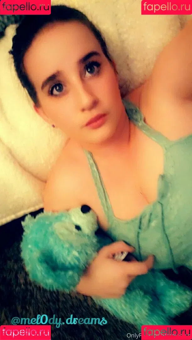 melody.tmw Onlyfans Photo Gallery 