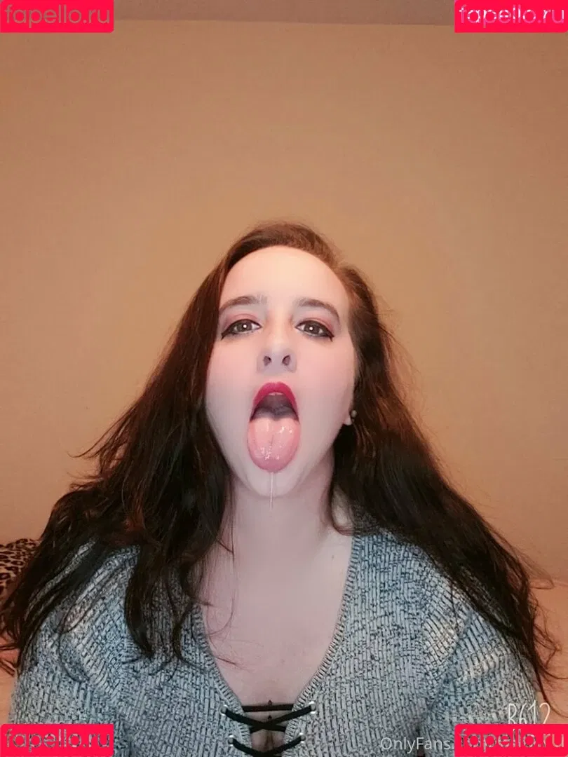 melody.tmw Onlyfans Photo Gallery 