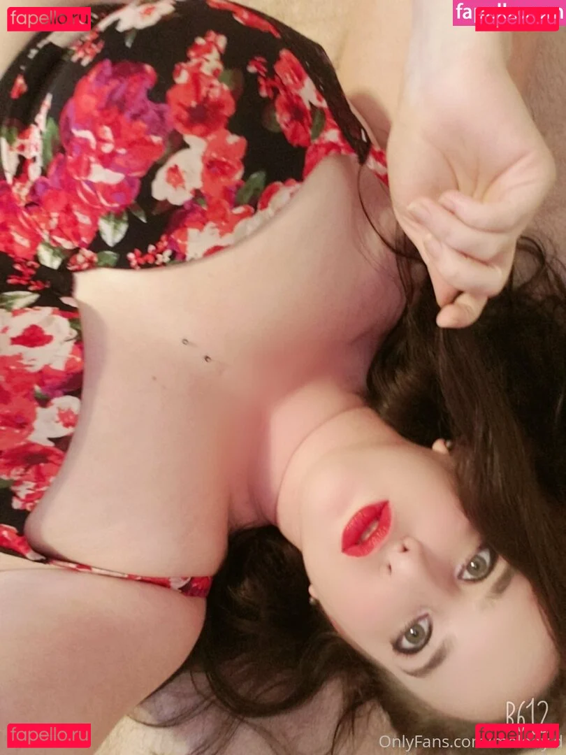 melody.tmw Onlyfans Photo Gallery 