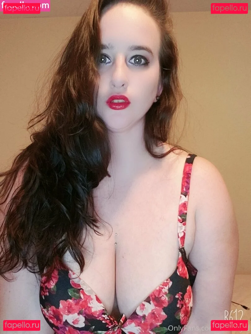 melody.tmw Onlyfans Photo Gallery 