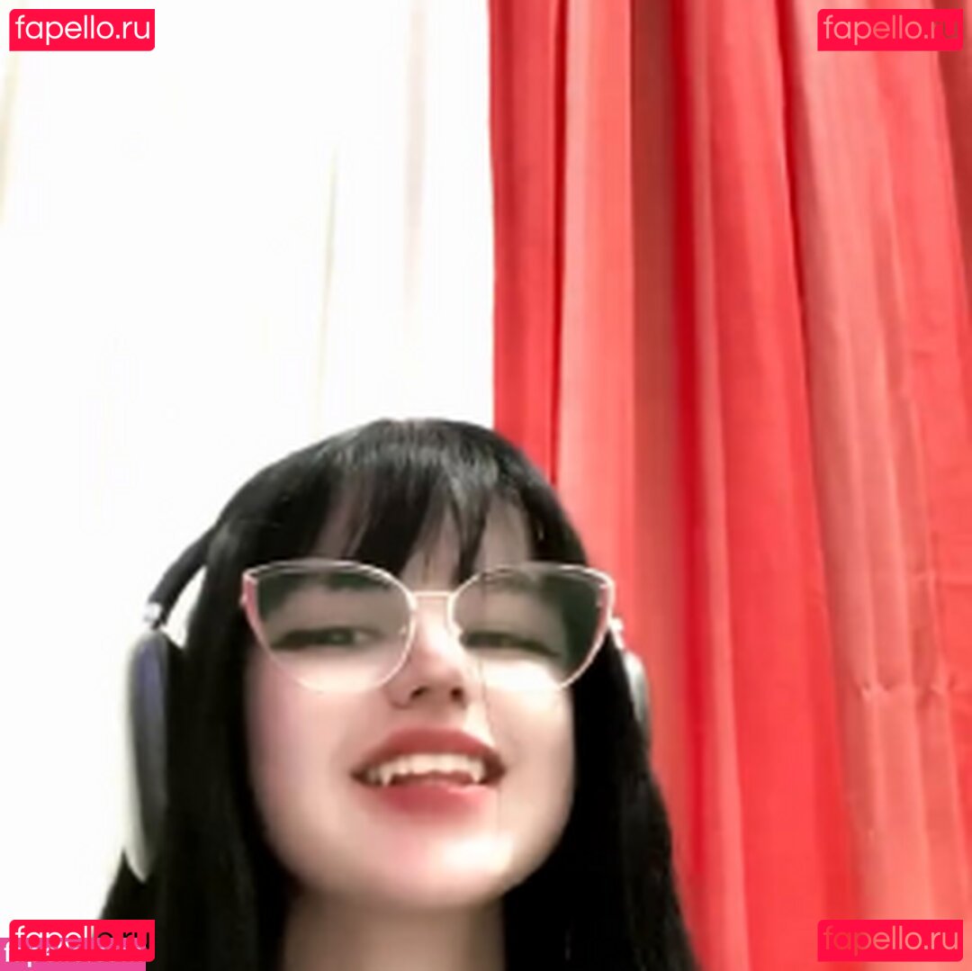 nameluaa Nude Onlyfans Photo 34